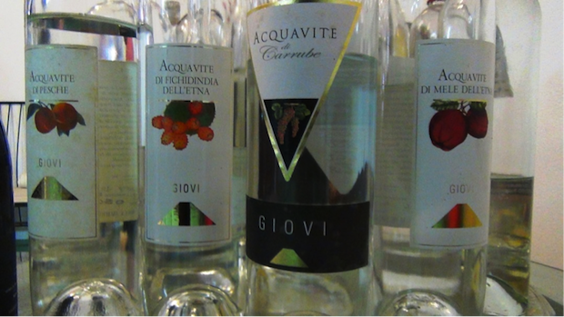 Le grappe e le acquaviti di Sicilia di Giovi