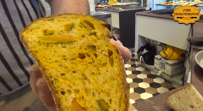 Il pane di zucca: la storia e la ricetta di Davide Longoni