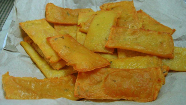 Le panelle, il più celebre cibo di strada di Palermo