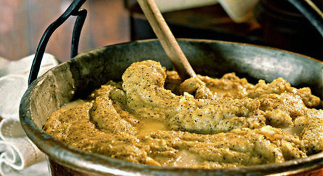 La vera polenta taragna: come prepararla a casa
