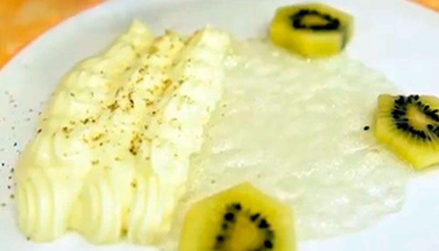 Crema soffice al mascarpone con fave di Tonka e salsa alla birra: ricetta