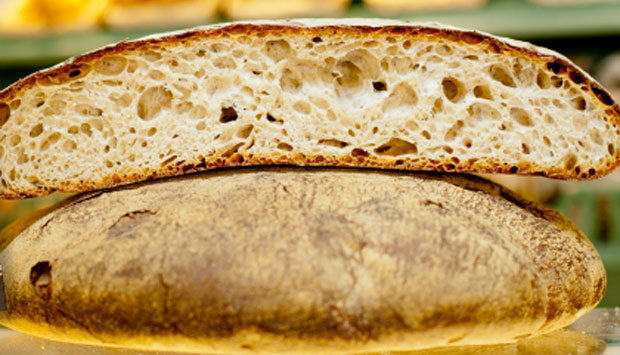 Che differenza c’è tra pane da farina macinata a pietra e al cilindro?