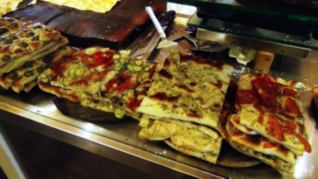 Focaccia e Dintorni, fuoriclasse dell’arte bianca di Genova