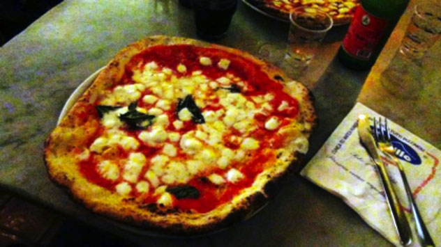 Gino Sorbillo, a Napoli il futuro della pizza ha un cuore antico