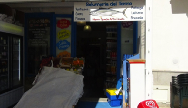 A Marettimo (Egadi) una salumeria del tonno: il pesce supera la carne