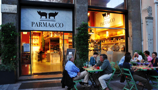 Crudo Parma peso Maxima di quattro anni: a Milano, da Parma & Co.