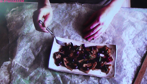 Quadratini di pasta con porcini, prugne affumicate e salsa gastrique