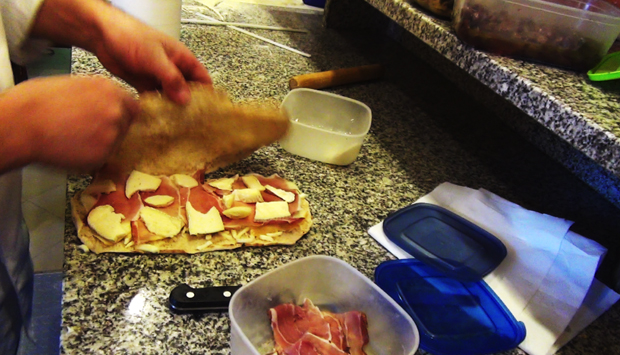 La ricetta del Pagnotto, il panino di pizza farcito