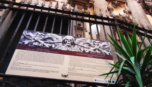 Insolita guida ai luoghi misteriosi e occulti di Napoli