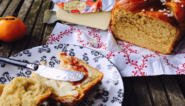 La ricetta della Treccia al Burro per la prima colazione