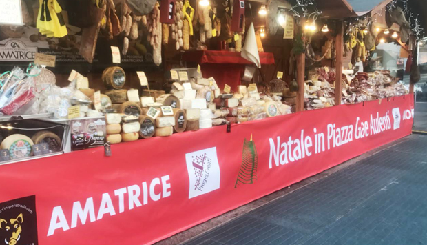Milano, squisitezze di Amatrice e Norcia al mercatino di piazza Aulenti