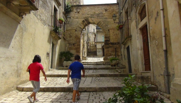 Chiaramonte Gulfi, città dell’olio e dei musei nel Ragusano