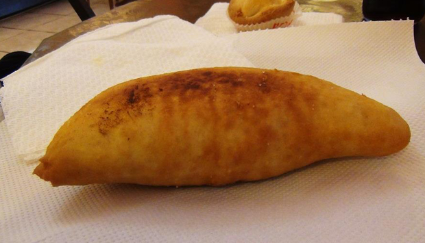 Alla pasticceria Portoghese a Bari, i migliori panzerotti e tipicità