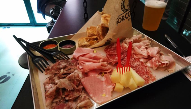 Porcobrado a Milano, per gustare le squisitezze da maiali al pascolo
