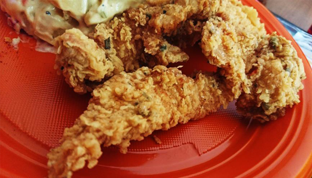 Corey’s Soul Chicken a Milano, pollo fritto e cucina del Kentucky