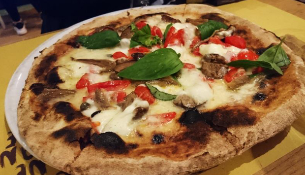 Frumento ad Acireale (CT), la pizza in purezza tra natura e golosità