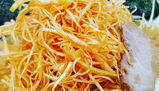Il Ramen mediterraneo di Wicky: colorato, raffinato ma contadino