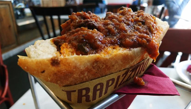 Trapizzino pure a Milano, ricette tipiche romane in un angolo di pizza