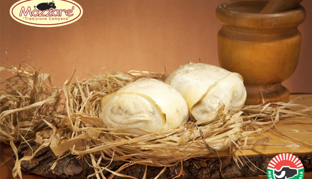 La mozzarella campana con affumicatura naturale di Mozzarè