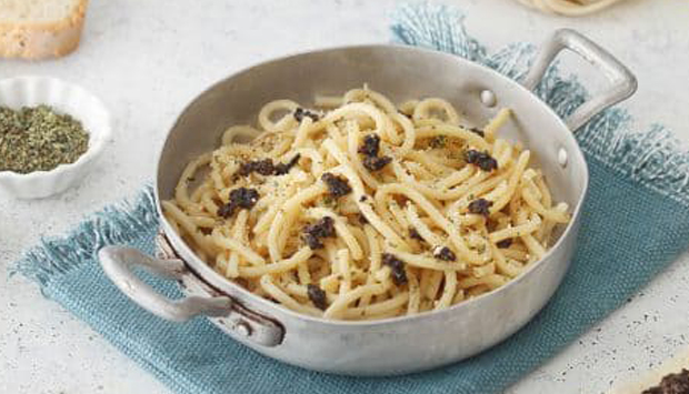I primi piatti di My Cooking Box: i Pici toscani con tartufo e acciughe
