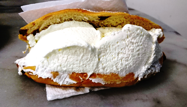 La panna “più buona del mondo”? All’Antica Latteria di Perugia