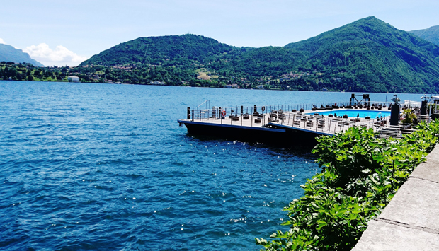 Ristorante Riviera sul Lago di Como, cortesia e menu figlio del turismo
