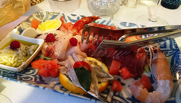 Il Barcaiolo, ristorante di pesce direttamente sul mare di Taormina