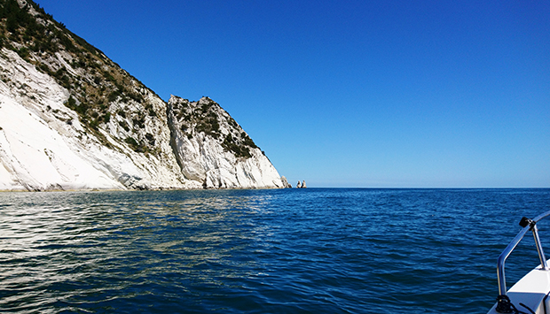 Funboat Conero, escursione in barca nella più bella costa delle Marche