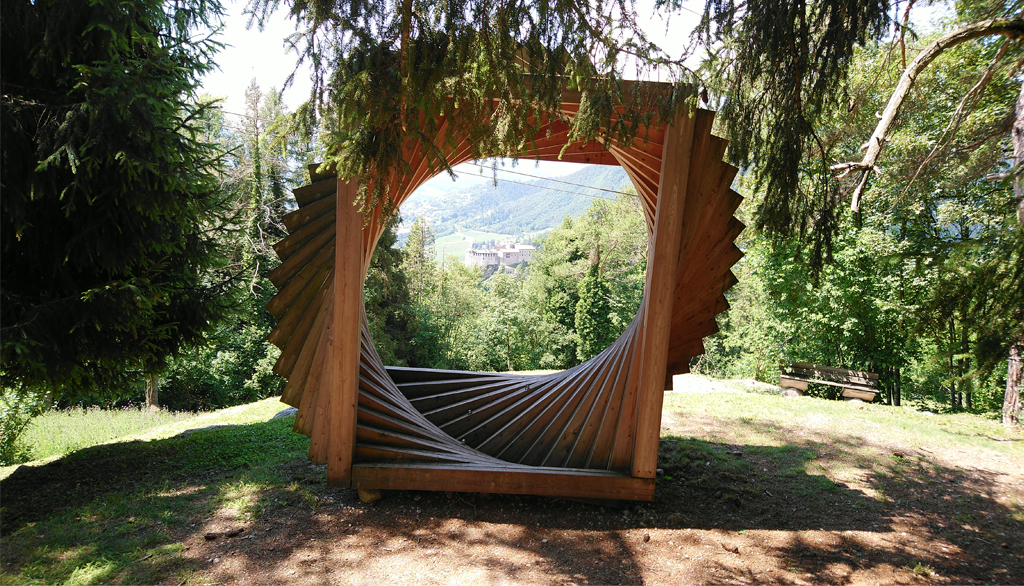 BAS – BoscoArteStenico, in Trentino l’emozionante fusione dell’arte contemporanea con la natura