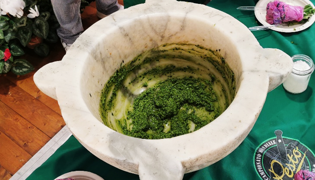 Campionato Mondiale di Pesto Genovese al Mortaio, torneo che tutela la memoria gastronomica ligure