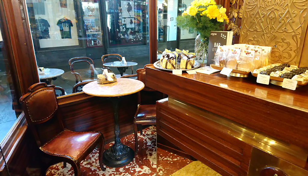 Lo storico Caffè Mulassano a Torino dove fu inventato il tramezzino, emozioni per occhi e palato